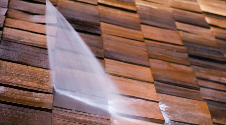 Professional gutter cleaning in Ledyard, IA